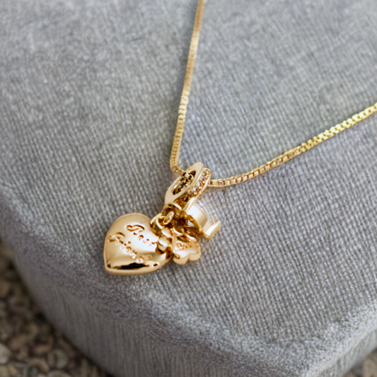 Collar en baño de oro 18k